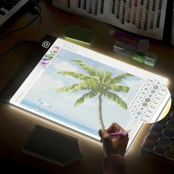 All-in-One Artistic Tablet: Illuminated Tracing Light Box for A4 Sketching & Drawing